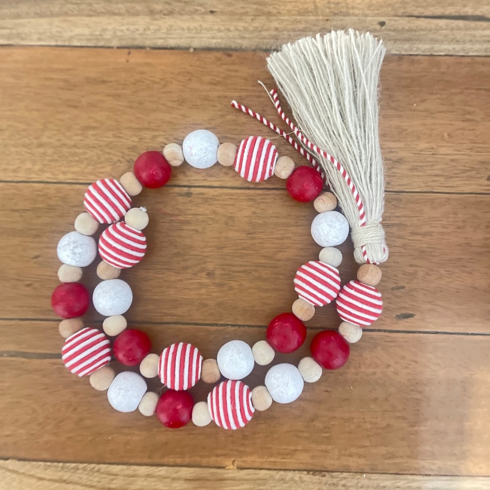 Christmas Decor, Red & White Beaded Tinsel, NEW